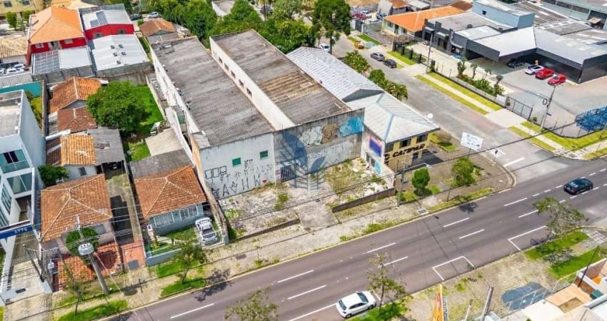 Prédio à venda na Rua Desembargador Westphalen, 2805, Centro, Curitiba