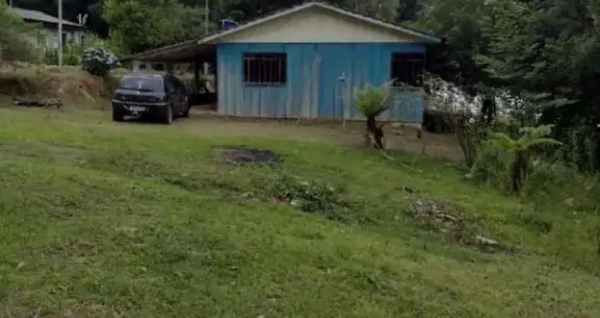 CHÁCARA COM CASA, 7 MIL M², 500 KM DO ASFALTO, ESCRITURADA , MANDIRITUBA, FN 99864-4995