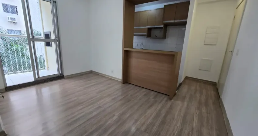 Apartamento com 2 quartos sacada com churrasqueira e suíte no fit marumbi