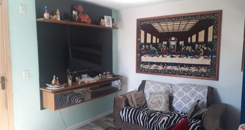 Apartamento de 2 quartos 1 vaga prox a Pux reformado apenas 159 mil