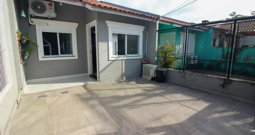Casa de 3 quartos ampla com pátio na frente e atrás vaga para 2 carros na hípica  oportunidade