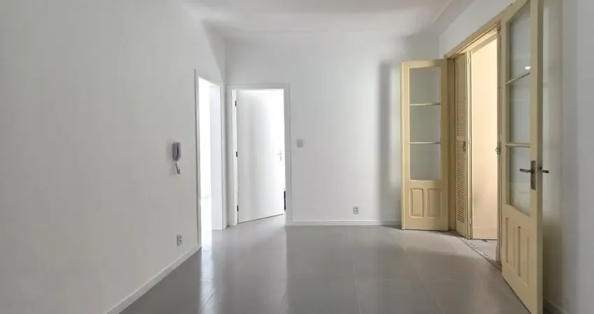 Apartamento 1 quarto amplo e reformado térreo c/ pátio no 4° distrito barbada apenas 157 mil ac fin