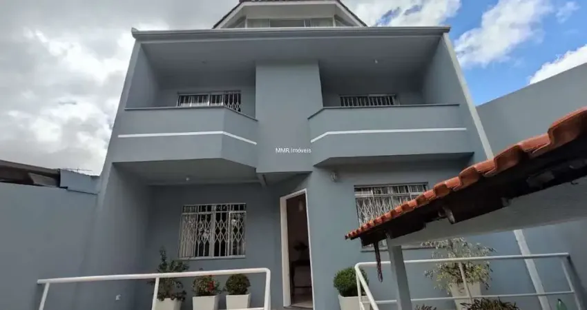Casa com 5 quartos à venda na Rua Maestro Carlos Frank, Boqueirão, Curitiba