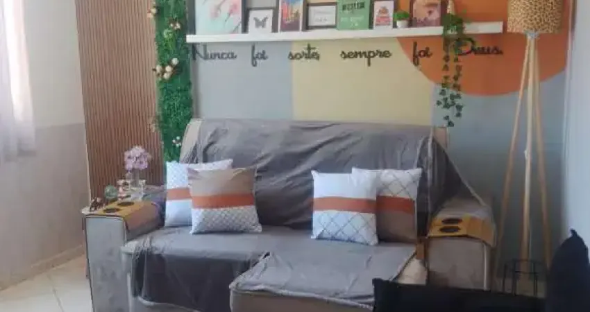 CASA 2/4 COM GARAGEM EM BROTAS