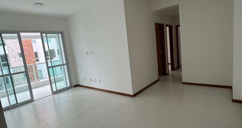 Apartamento com 3 quartos à venda na Rua Itamarajú, Pitangueiras, Lauro de Freitas