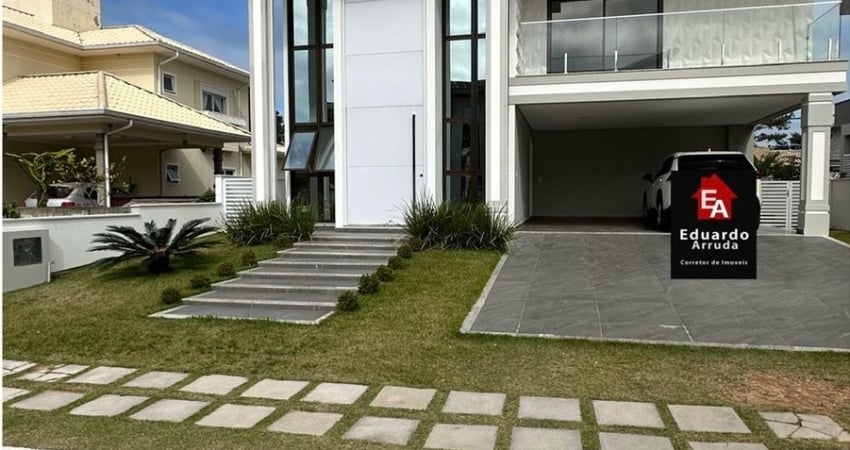 Casa alto padrão em condomínio fechado semi mobiliado