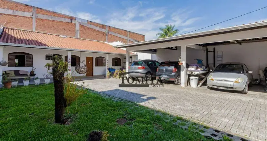 Casa à venda, 155 m², terreno com 408m² por R$ 650.000 - Centro - Pinhais/PR