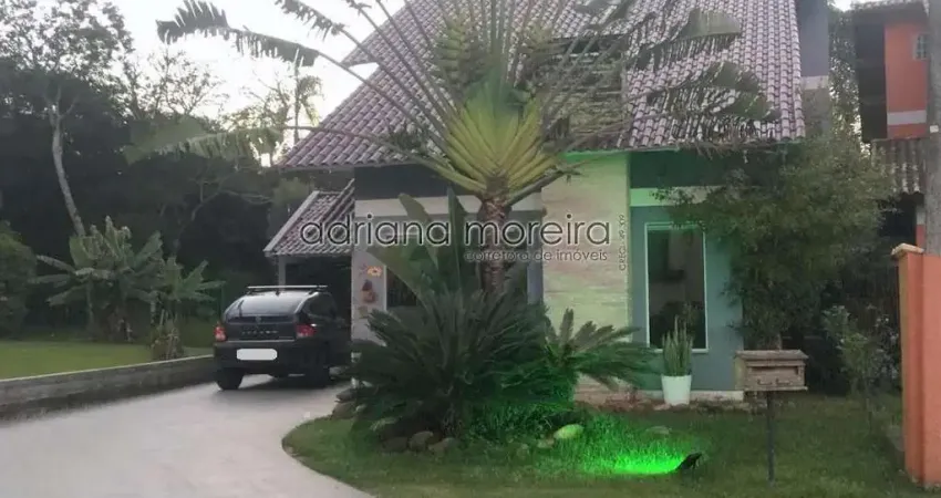 Casa em Condomínio para Venda em Viamão, São Lucas, 3 dormitórios, 1 suíte, 4 banheiros, 1 vaga