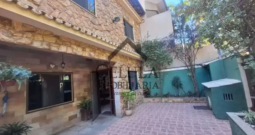 Casa em condomínio fechado com 4 quartos à venda na Rua Eliezer Gomes, Pechincha, Rio de Janeiro