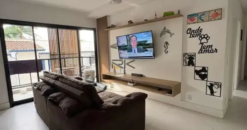 Apartamento à venda na praia da Enseada com 2 dormitórios,sala 2 ambientes,cozinha e varanda gourmet
