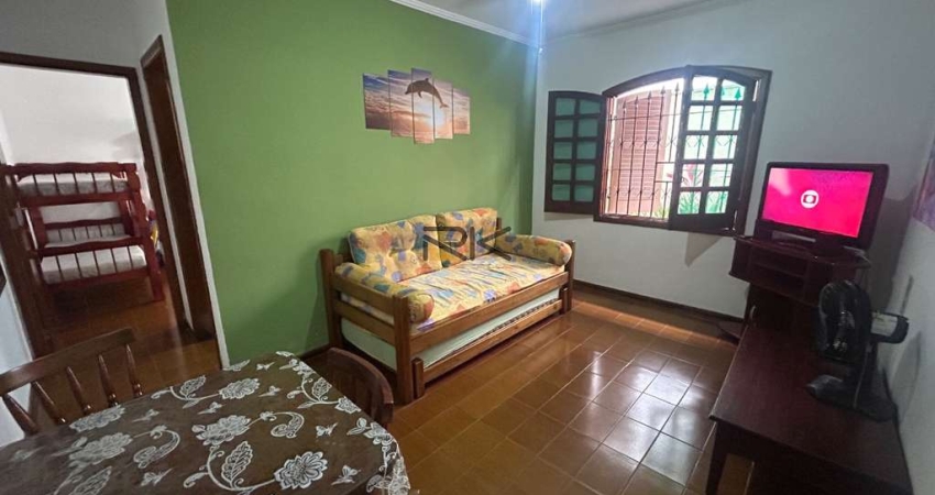 APARTAMENTO PRAIA GRANDE com 1 dormitório,1 vaga de garagem,sala de estar e cozinha