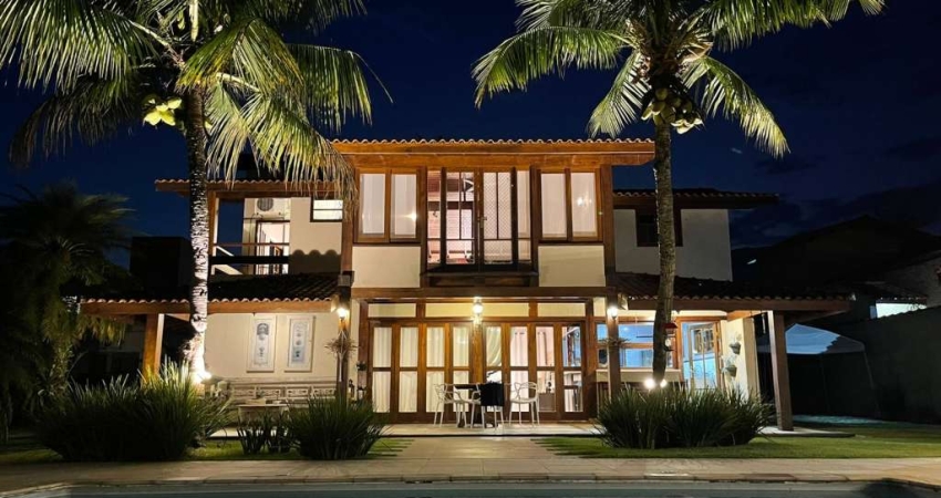 CASA CONDOMÍNIO ALTO PADRÃO COM 5 DORMITÓRIOS,SENDO 2 SUÍTES, 4 BANHEIROS SOCIAL,SALA 2 AMBIENTES,COZINHA AMERICANA,ÁREA GOURMET