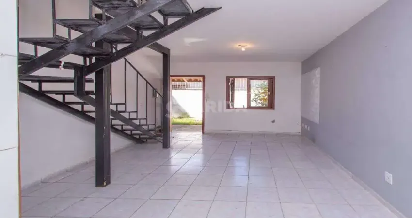 Casa em Condomínio com 2 dormitórios e 1 vaga de garagem, no bairro Ipanema