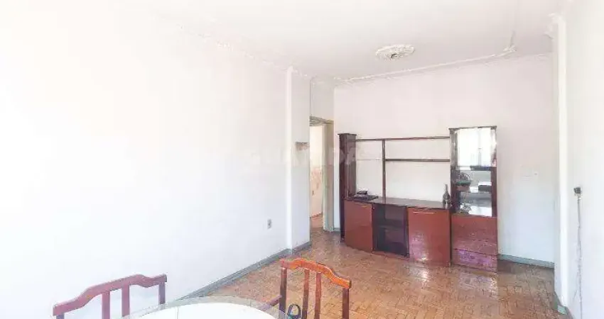 Amplo apartamento de 114m² no coração da Cidade Baixa.