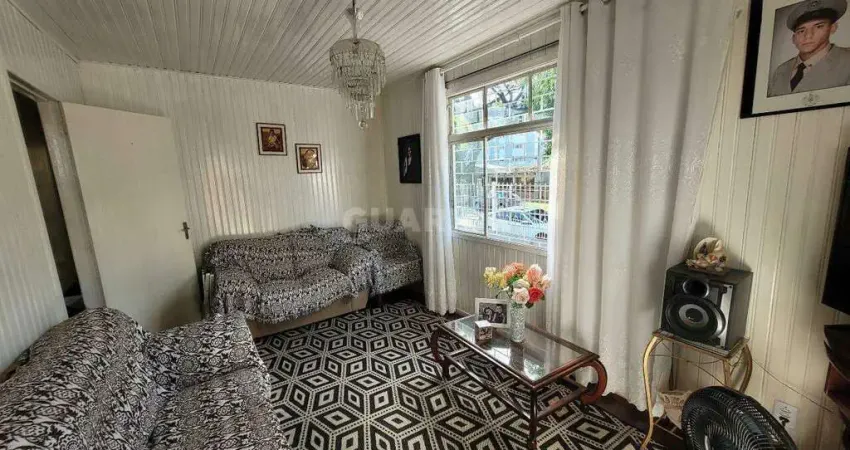 Casa Residencial com 4 dormitórios no Bairro Cristal