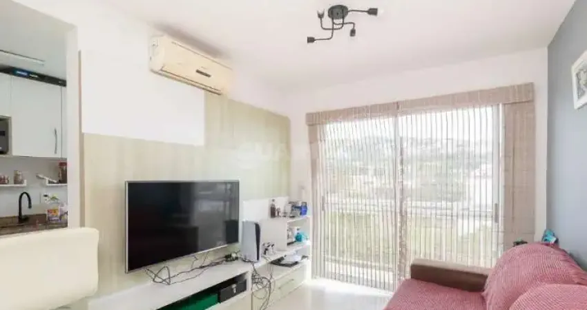 Apartamento mobiliado com 2 dormitórios, sendo 1 suíte, para alugar no bairro Cristal