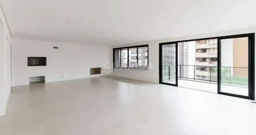 Apartamento com 3 dormitórios, sendo os 3 suítes, e 3 vagas de garagem no bairro Petrópolis