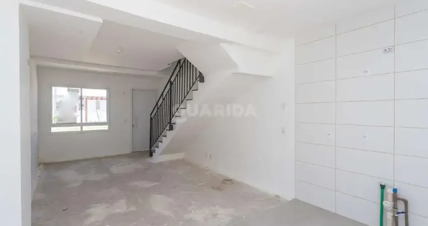 Casa em Condomínio com 2 dormitórios e 1 vaga de garagem no bairro Vila Nova