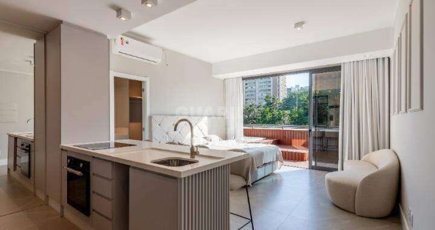 Apartamento Loft com Garden mobiliado e com 2 vagas de garagem no bairro Petrópolis