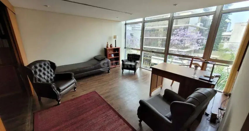 Conjunto comercial mobiliado no Bairro Moinhos de Vento