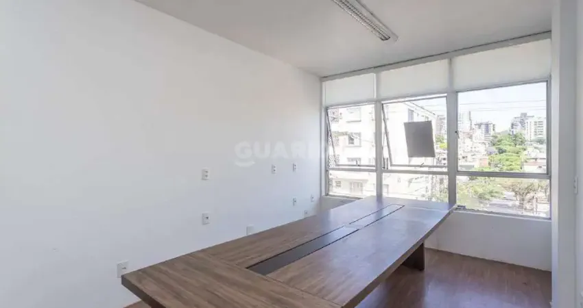 Sala comercial para alugar na Avenida Plínio Brasil Milano, Passo da Areia, Porto Alegre