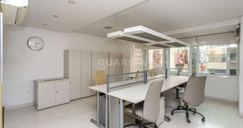 Conjunto Comercial mobiliado e com 1 vaga de garagem, no bairro Independência