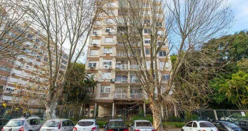 Apartamento com 3 dormitórios no bairro Vila Assunção com Sacada e vista para o Guaíba!