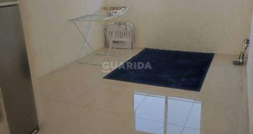 Apartamento com 2 dormitórios e 1 vaga de garagem, no bairro Jardim Leopoldina