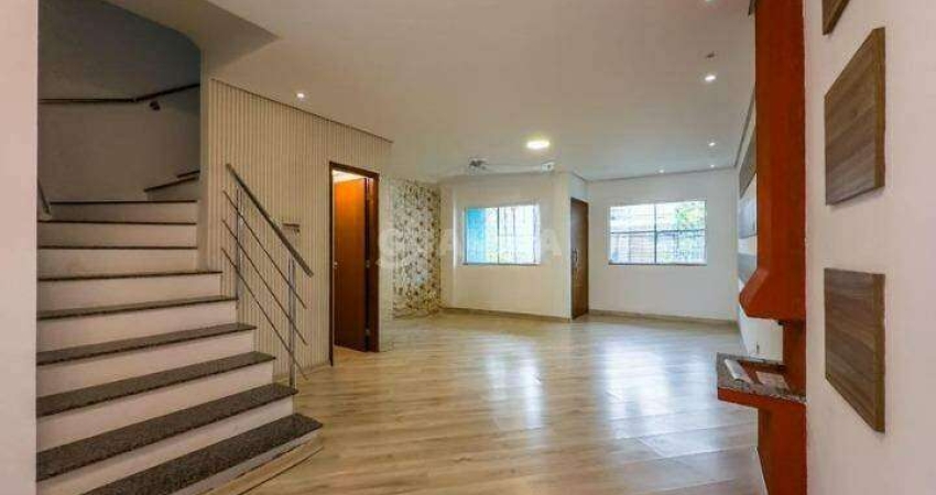 Casa com 3 dormitórios sendo 1 suíte para alugar no bairro Hípica.