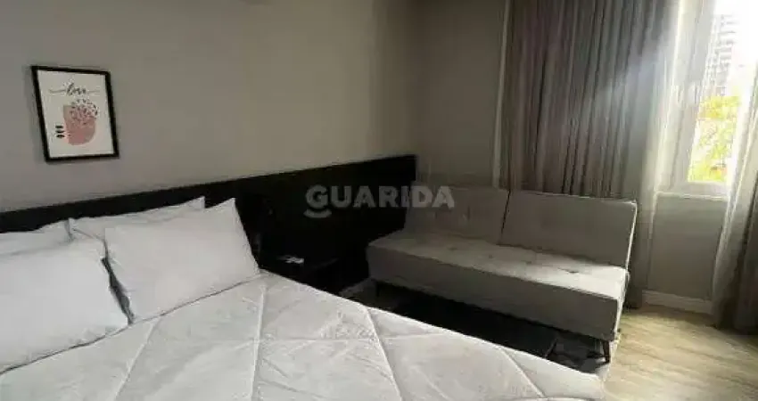 Apartamento mobiliado no estilo studio- Loft no bairro Centro Histórico.