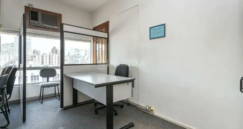 Conjunto comercial no bairro Centro Histórico, com Uma VaGA!
