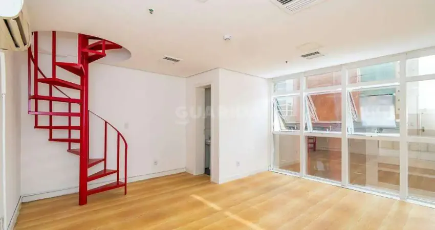 Sala comercial duplex no bairro Moinhos de Vento.