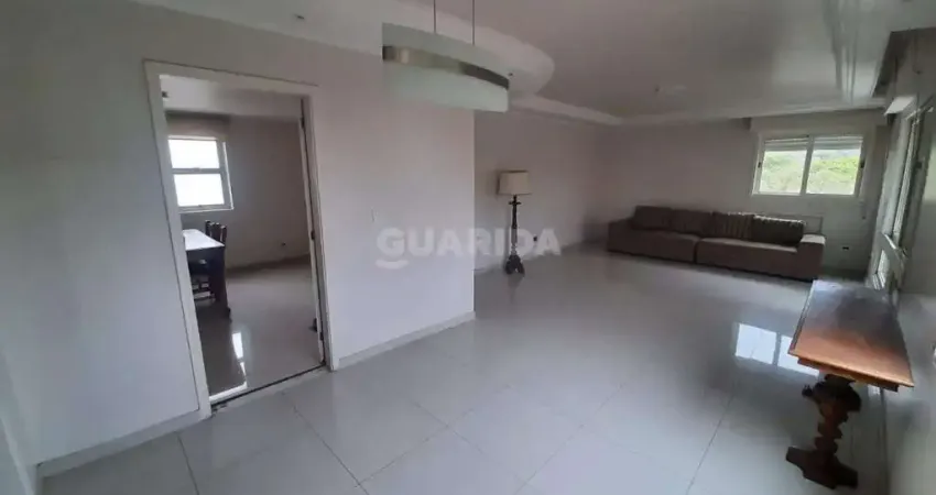 Cobertura de 3 dormitórios, sendo 1 suíte, no bairro do Bom Fim.