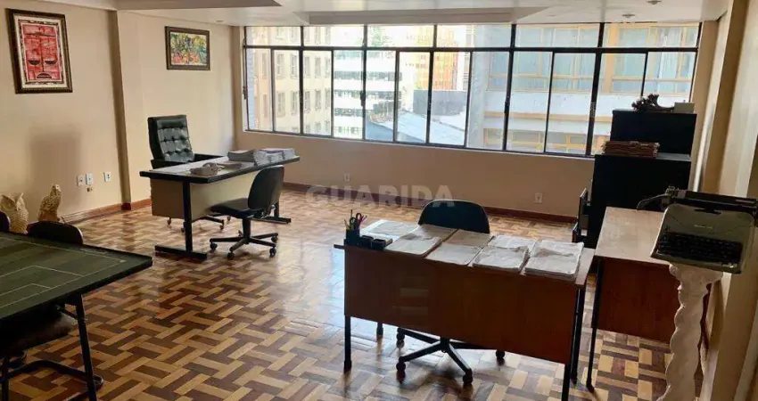 Sala comercial para alugar na Rua Uruguai, Centro Histórico, Porto Alegre
