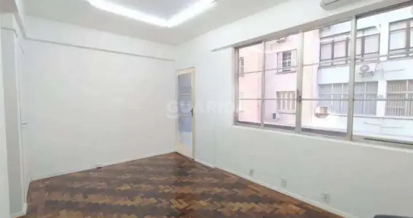 Sala comercial no bairro Centro Histórico !