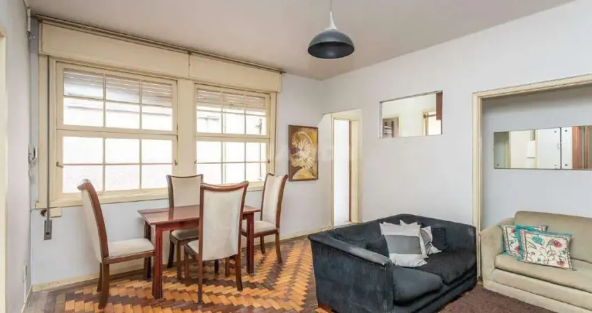 Apartamento mobiliado de 2 dormitório com sacada no bairro Centro Histórico!