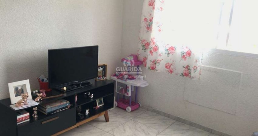 Apartamento mobiliado de 2 dormitórios no bairro Alto Petrópolis.