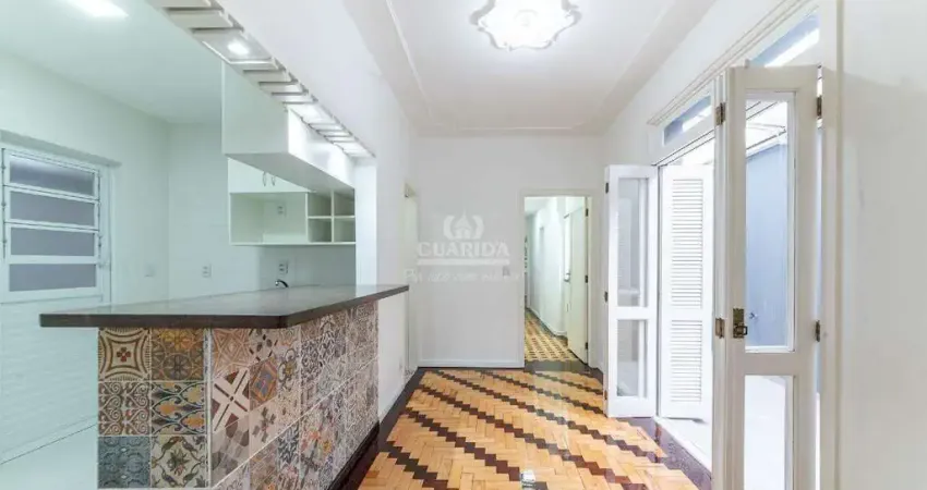 Apartamento de 3 dormitórios, sendo 1 suíte no bairro Moinhos de Vento.