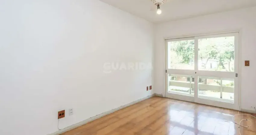 Apartamento de 1 dormitório com sacada no Bairro Tristeza.