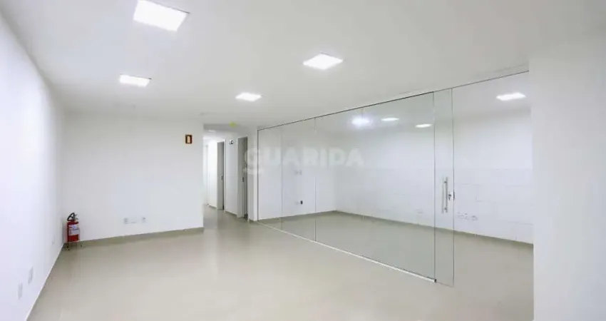 Loja/Ponto Comercial para aluguel, 1 vaga, Azenha - Porto Alegre/RS
