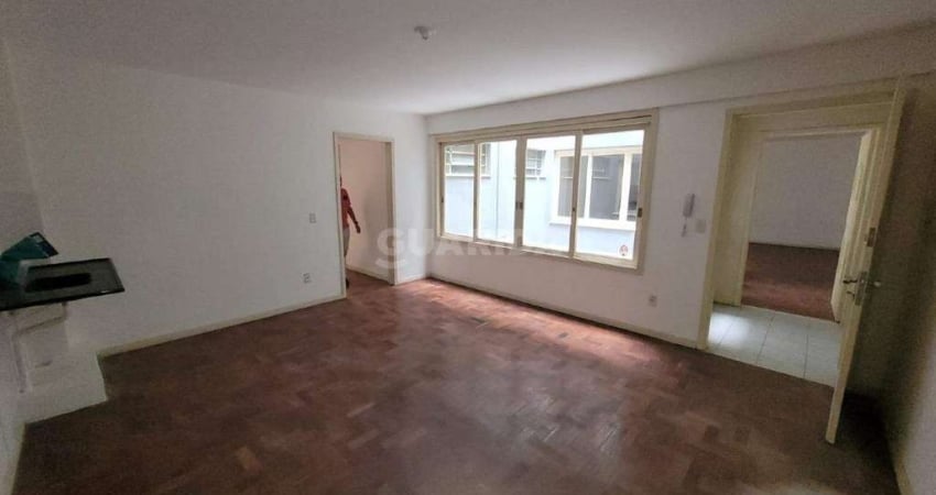Apartamento amplo com 2 quartos no bairro Cidade Baixa - Porto Alegre/RS