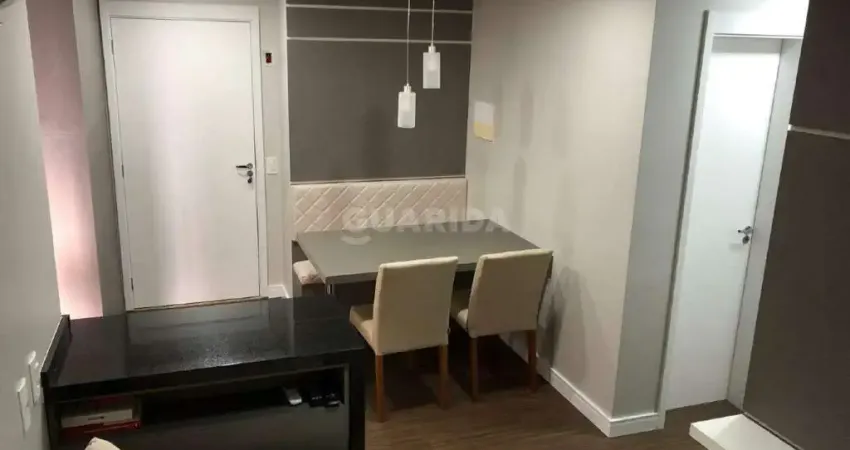 Apartamento totalmente mobiliado com 2 dormitórios, sendo 1 suíte, no bairro Sarandi!