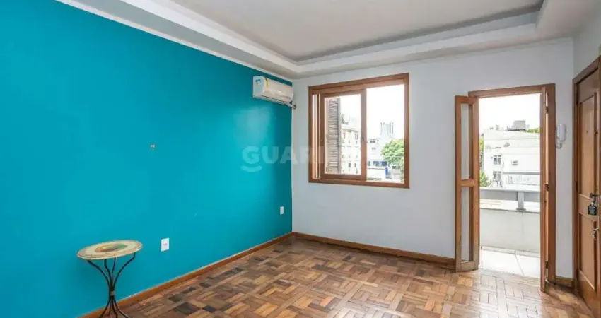 Apartamento com 2 dormitórios, sendo 1 suíte, no bairro Bela vista
