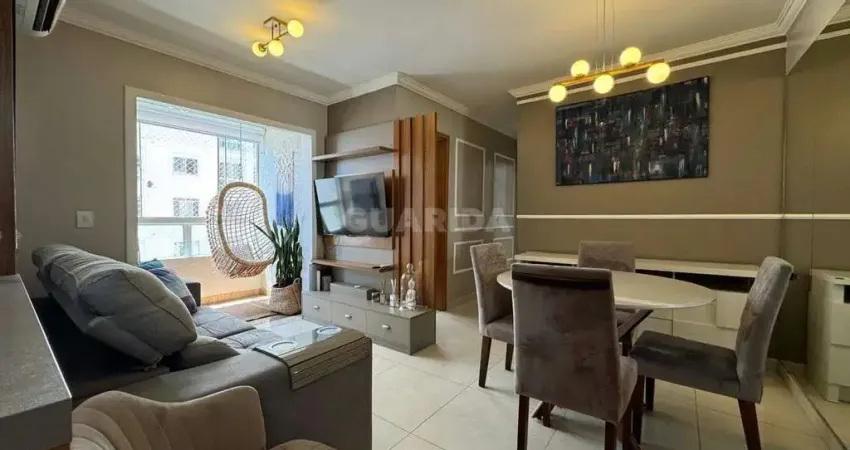 Apartamento mobiliado com 2 dormitórios e 1 vaga de garagem no bairro Alto Petrópolis