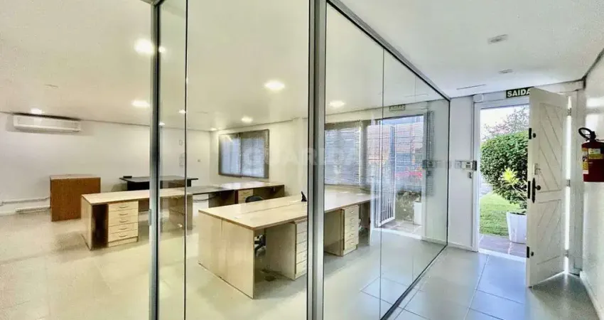 Casa comercial mobiliada no bairro Vila Nova