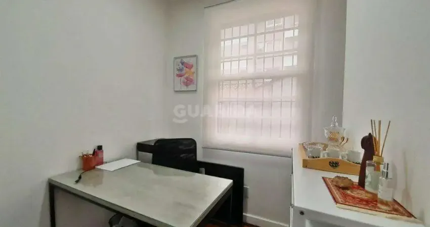 Casa comercial no bairro Petrópolis