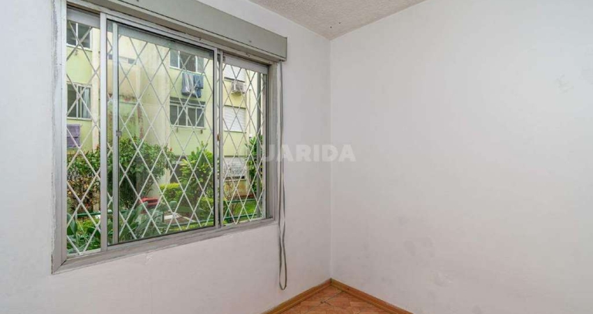Apartamento com 2 dormitórios e 1 vaga de garagem no bairro Vila Nova
