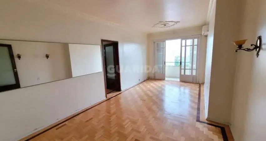 Apartamento de 3 dormitórios no bairro Bom Fim.