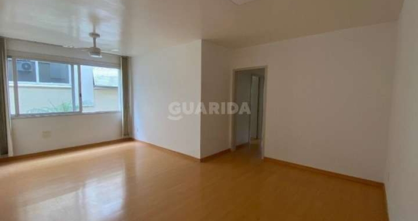 Apartamento com 3 dormitórios para alugar no bairro Higienópolis.