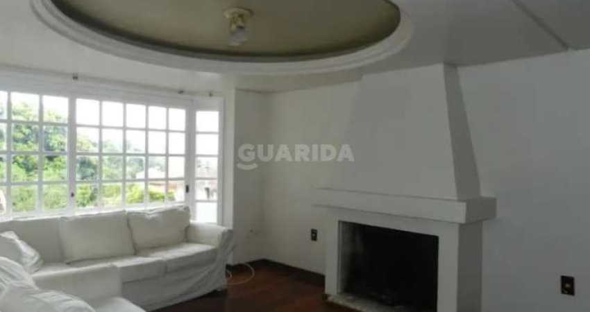 Casa Residencial/Sobrado para aluguel, 4 quartos, 2 suítes, 4 vagas de garagem, no bairro de Ipanema - Porto Alegre/RS